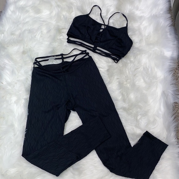 🔥3/$25 - 2 piece Fitness Set - Picture 6 of 12